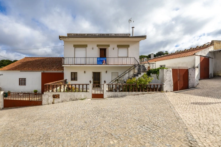 Moradia T5 para Venda em Aljubarrota